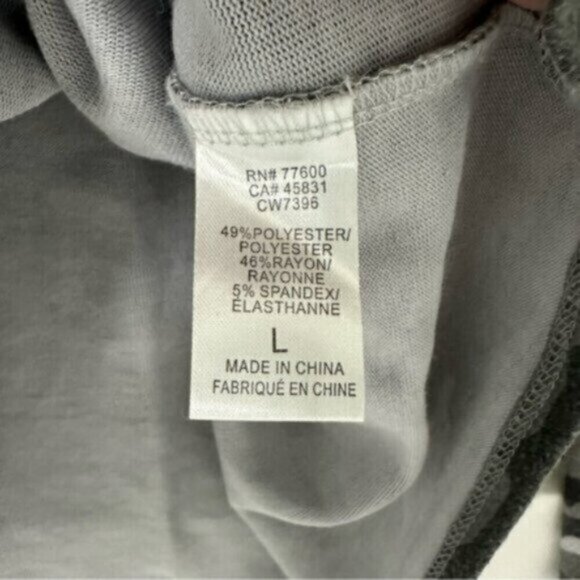 Chaser | Women's Gray Camo Print Long Sleeves Top Size Large - Picture 7 of 8